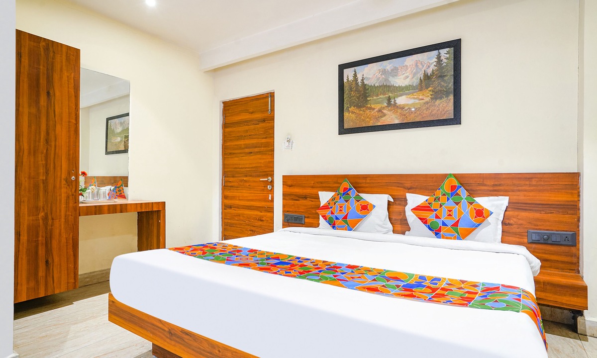 Dwaraka Nagar Hotel | Fabhotel Vennela Inn