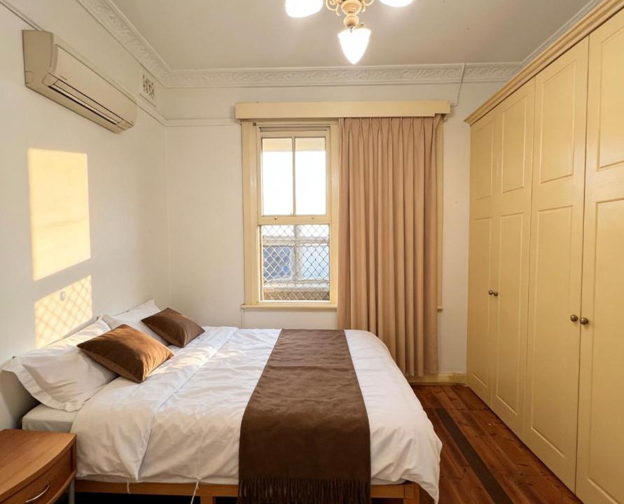 Burwood House | Burwood quiet share stay