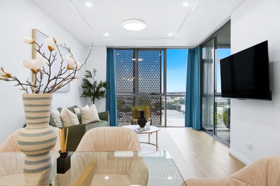 Mascot Apartment | Sunset View 4BR at Mascot Close to CBD & Airport