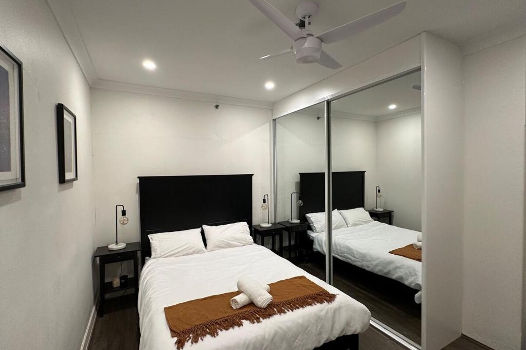 Kirribilli Apartment | Peaceful unit facing Sydney Opera House