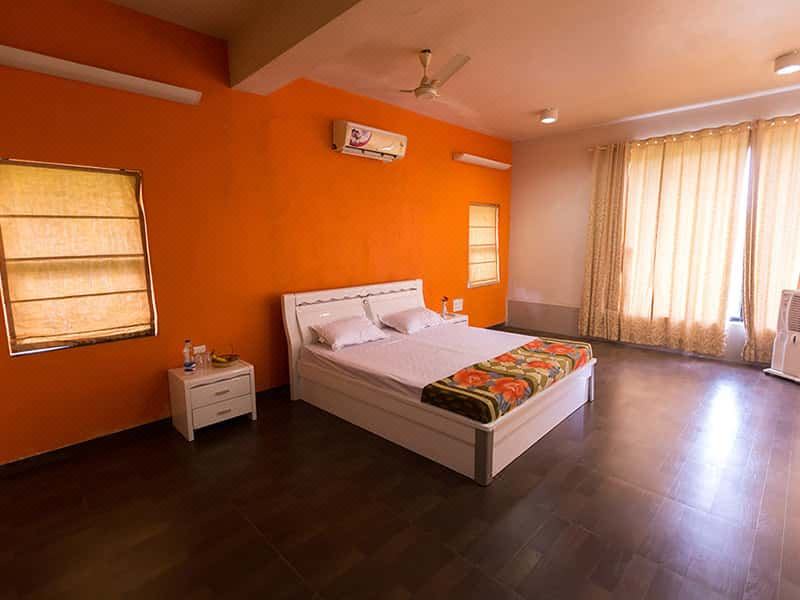 Photo of Bedroom in Dahanu