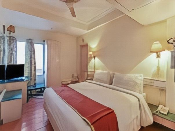 Photo of Bedroom in Navrangpura