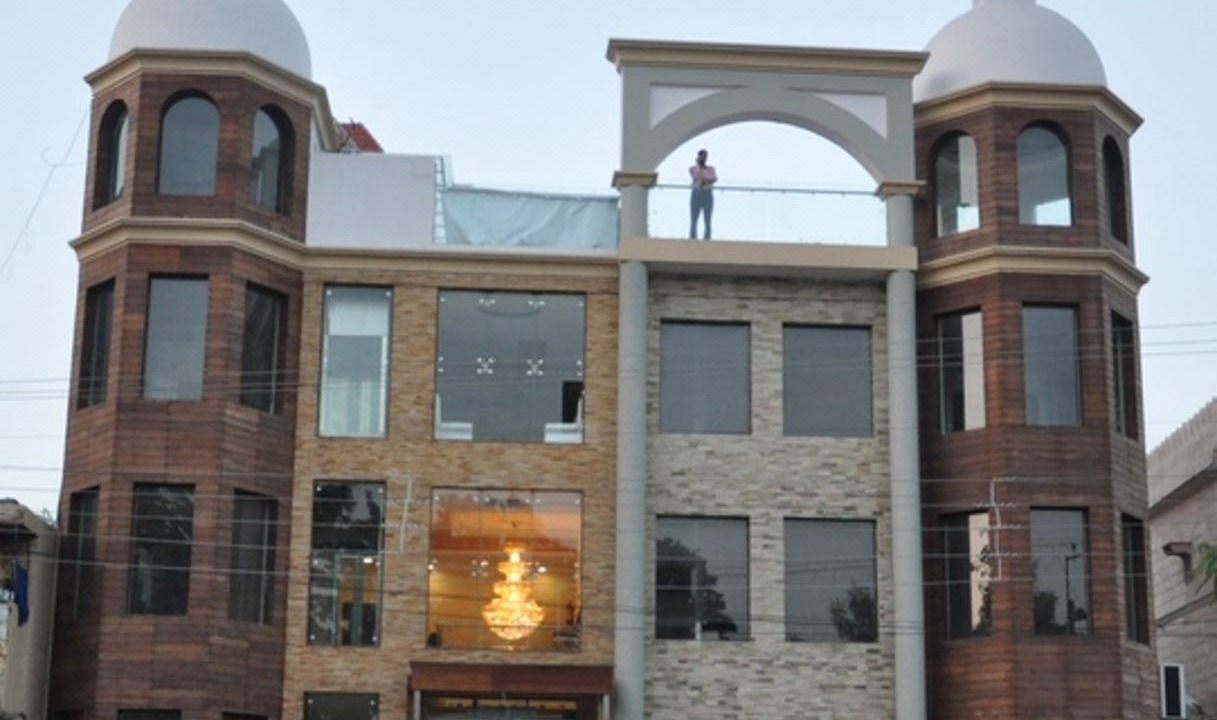 Photo of Buildings in Thanesar