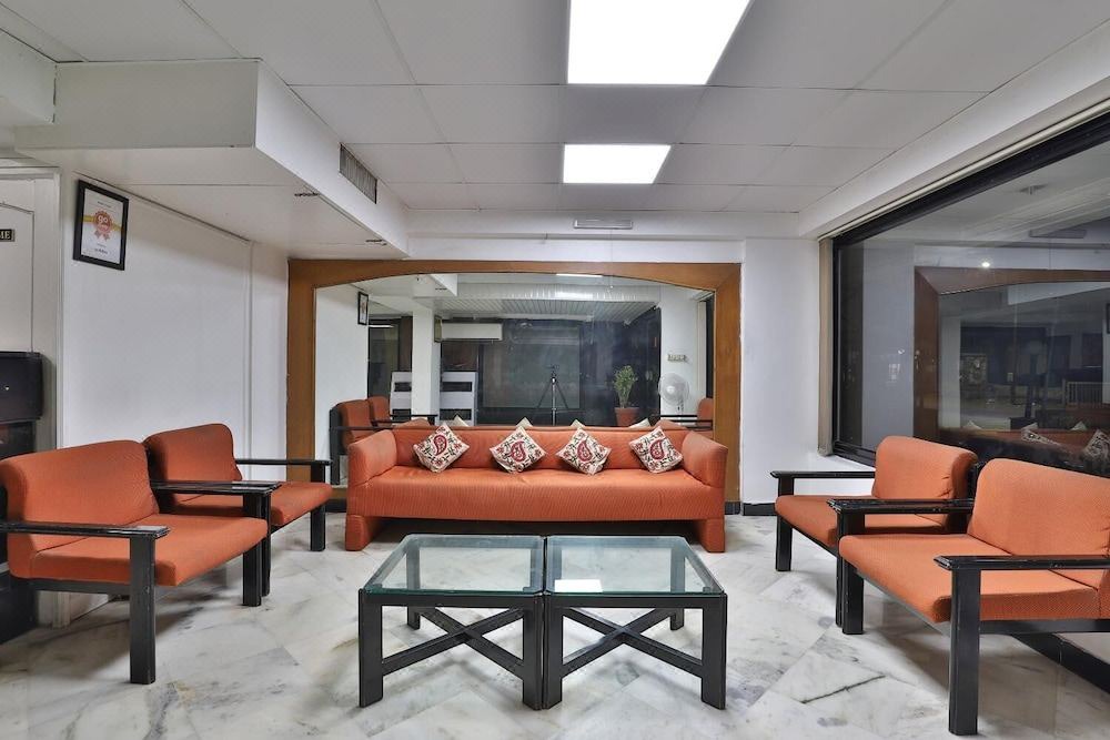 Photo of Livingroom in Navrangpura