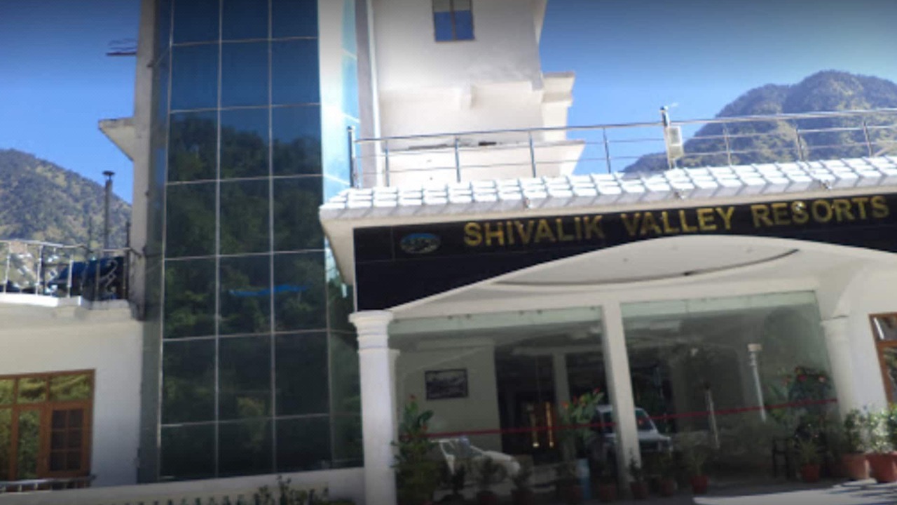 Photo of Buildings in Sitapur