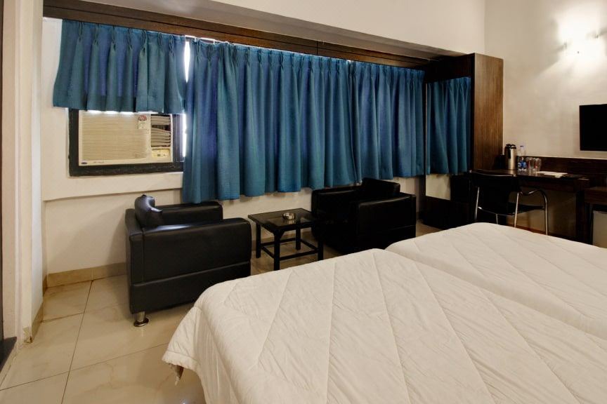 Photo of Bedroom in New Textile Market