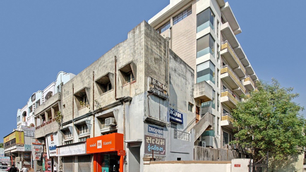 Photo of Buildings in Jamnagar