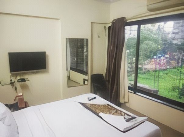 Photo of Bedroom in Lokhandwala Complex