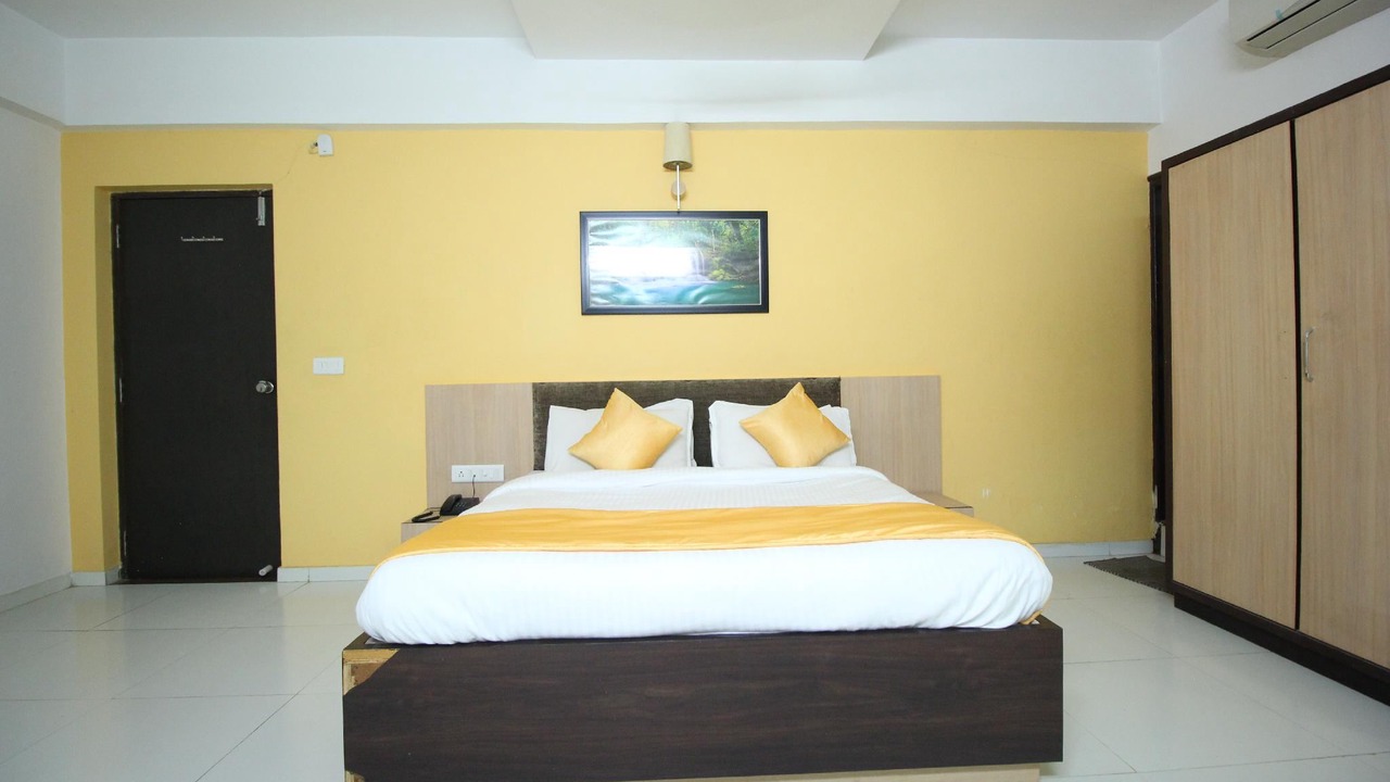 Photo of Bedroom in Gandhinagar