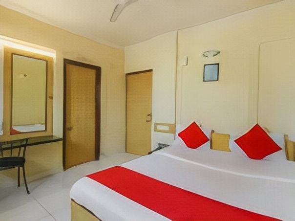 Photo of Bedroom in Central Pune