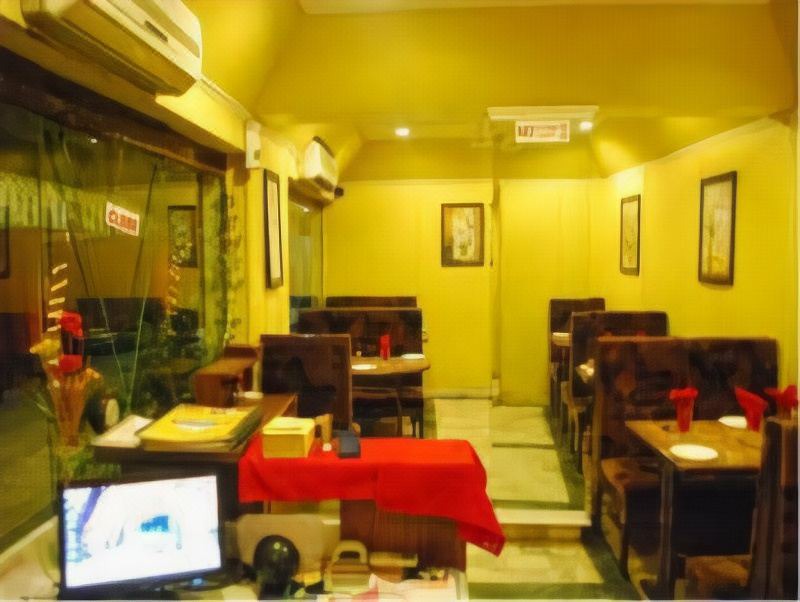 Photo of Livingroom in Sarkhej