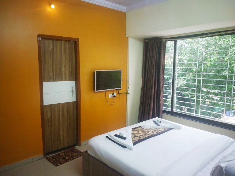 Photo of Bedroom in Lokhandwala Complex