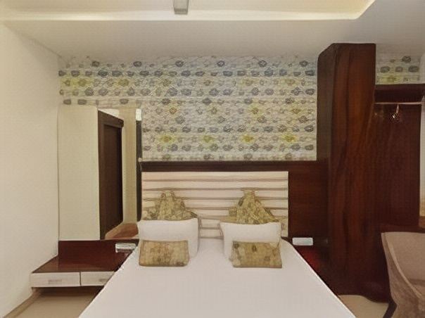 Photo of Bedroom in Maharana Pratap Nagar