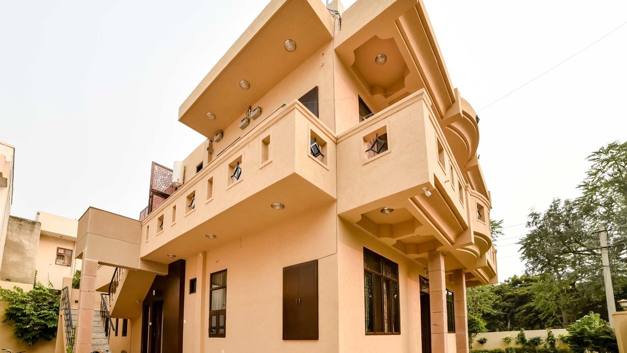 Photo of Buildings in Vaishali Nagar