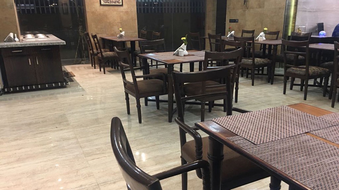 Photo of Livingroom in J B Nagar
