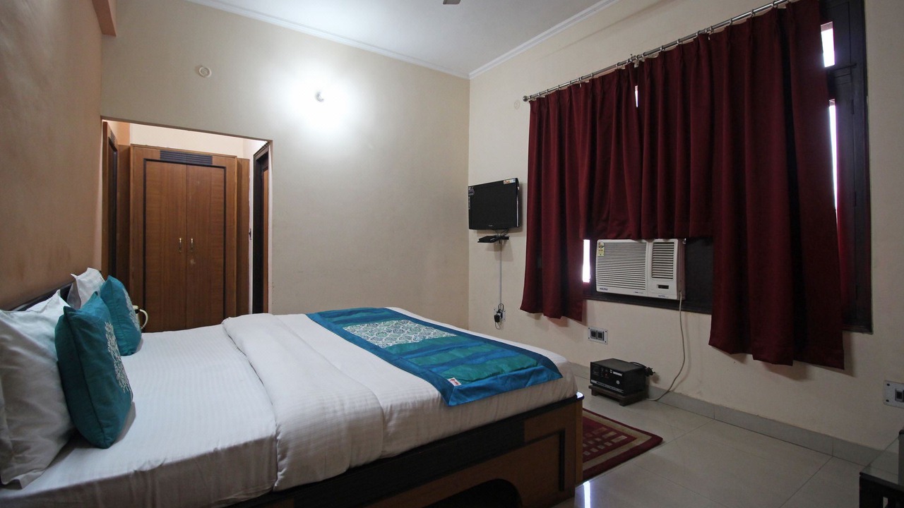Photo of Bedroom in Bareilly