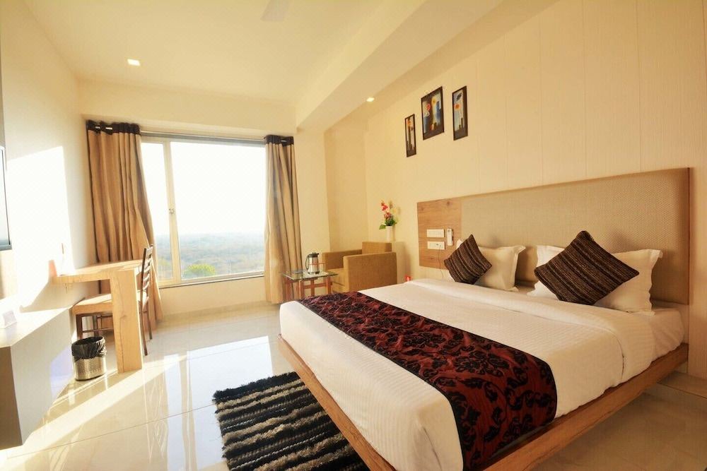 Photo of Bedroom in Bhavnagar