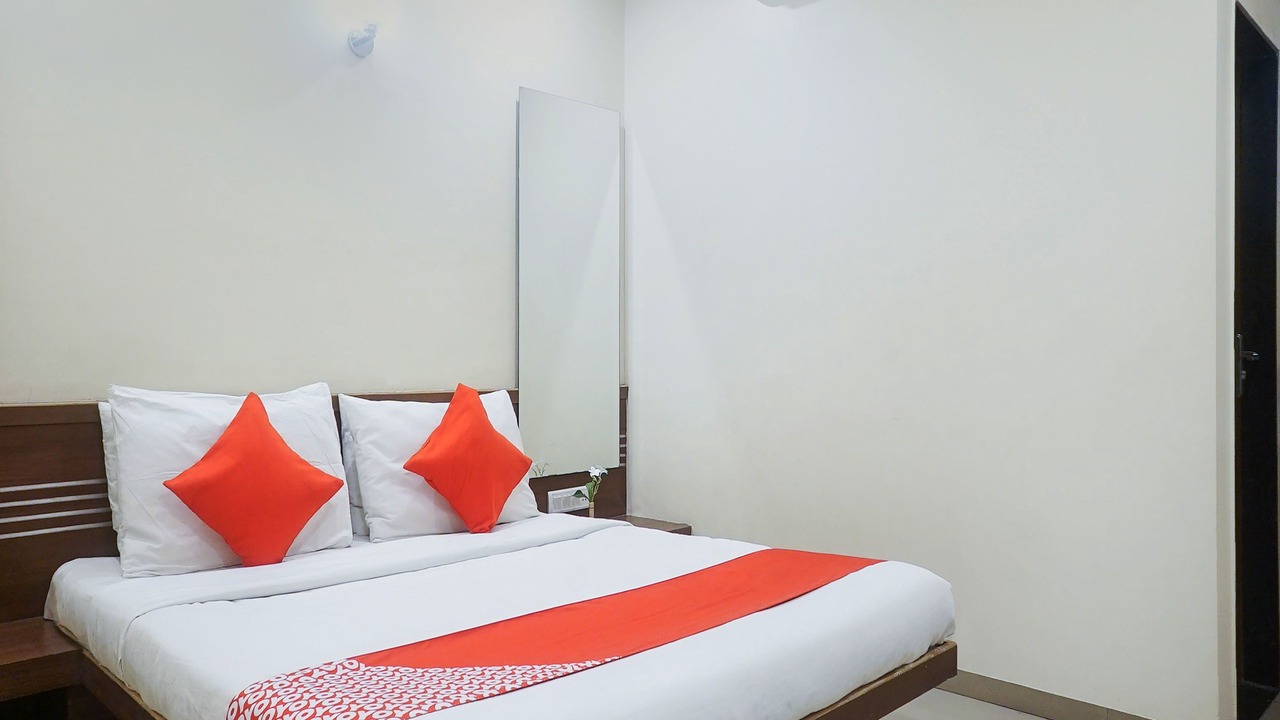 Photo of Bedroom in Shirdi