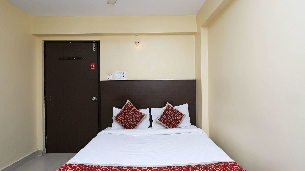 Photo of Bedroom in Lakdi Ka Pul