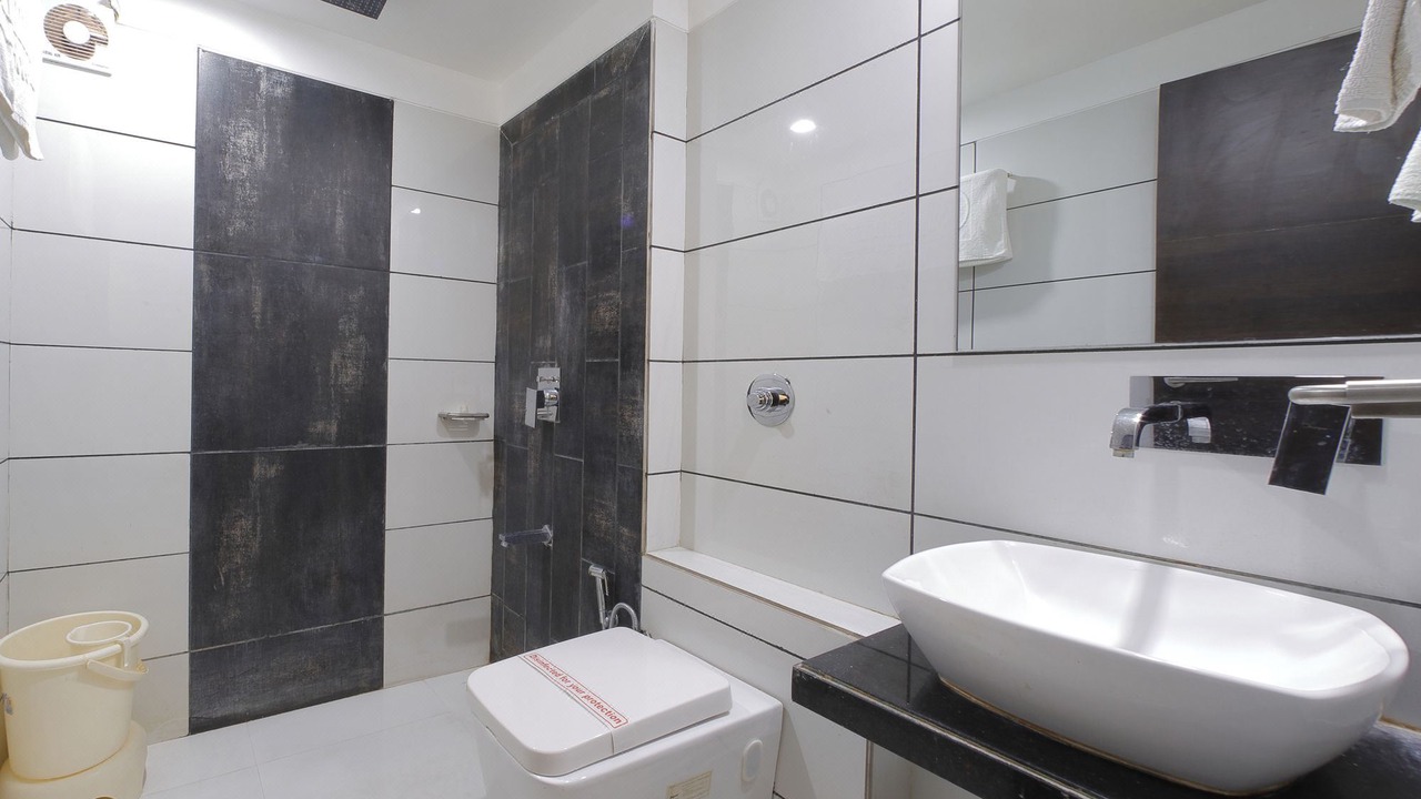 Photo of Bathroom in Ellis Bridge