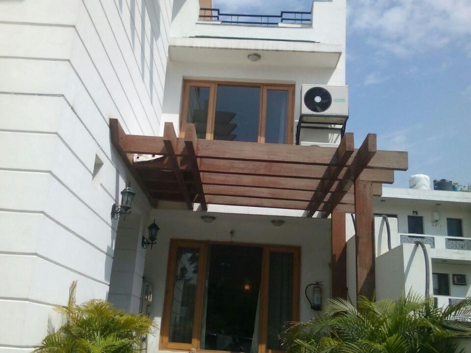 Photo of Buildings in DLF City