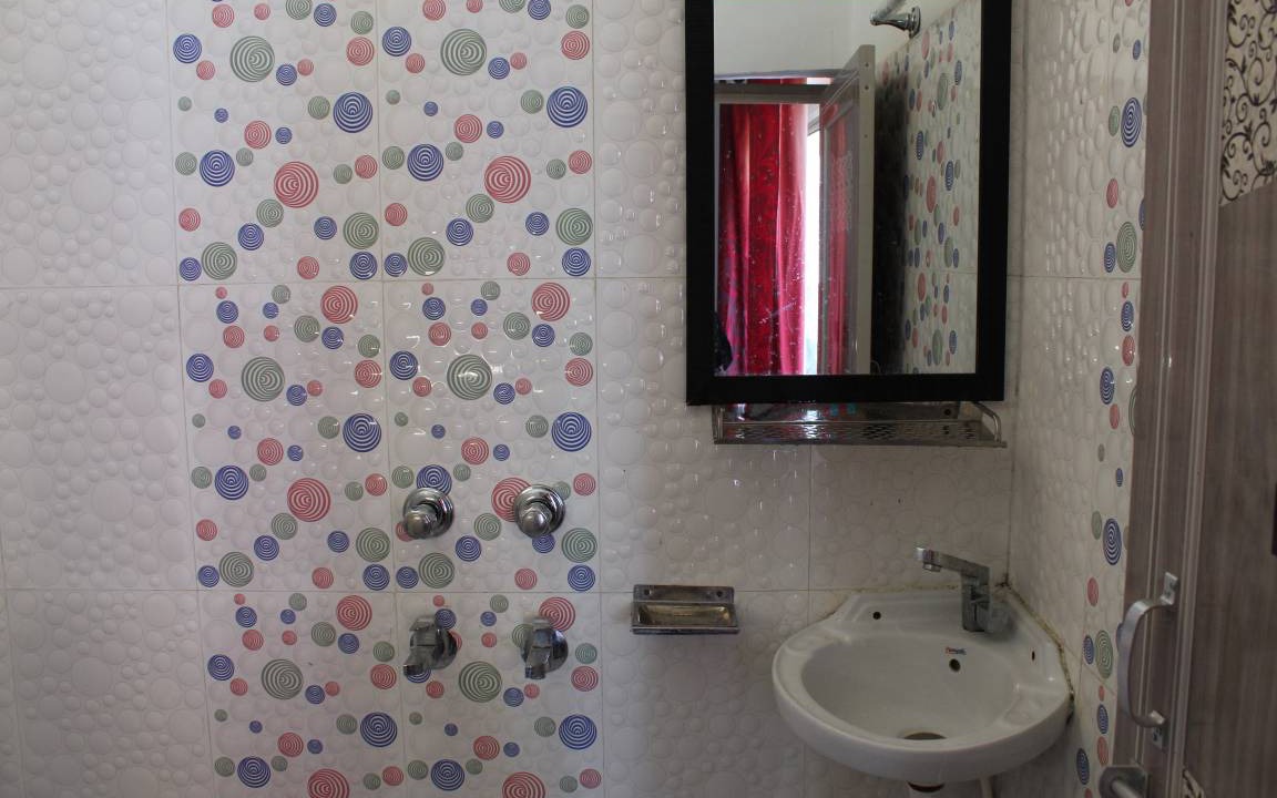 Photo of Bathroom in Orchha