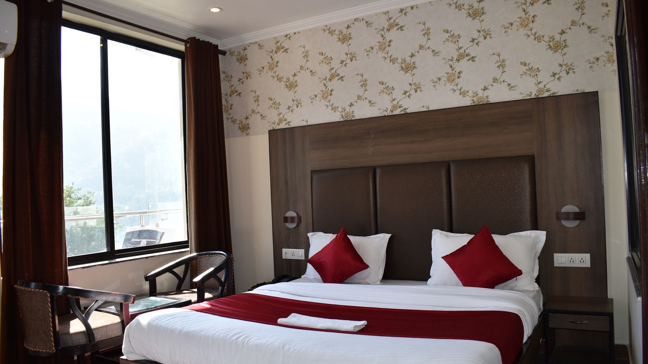 Photo of Bedroom in Tapovan