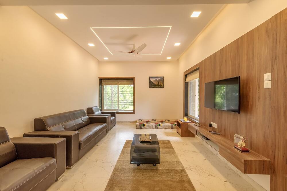 Photo of Livingroom in Paud