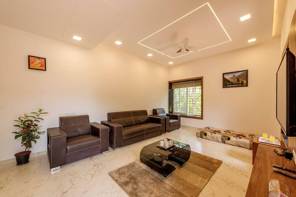 Photo of Livingroom in Paud