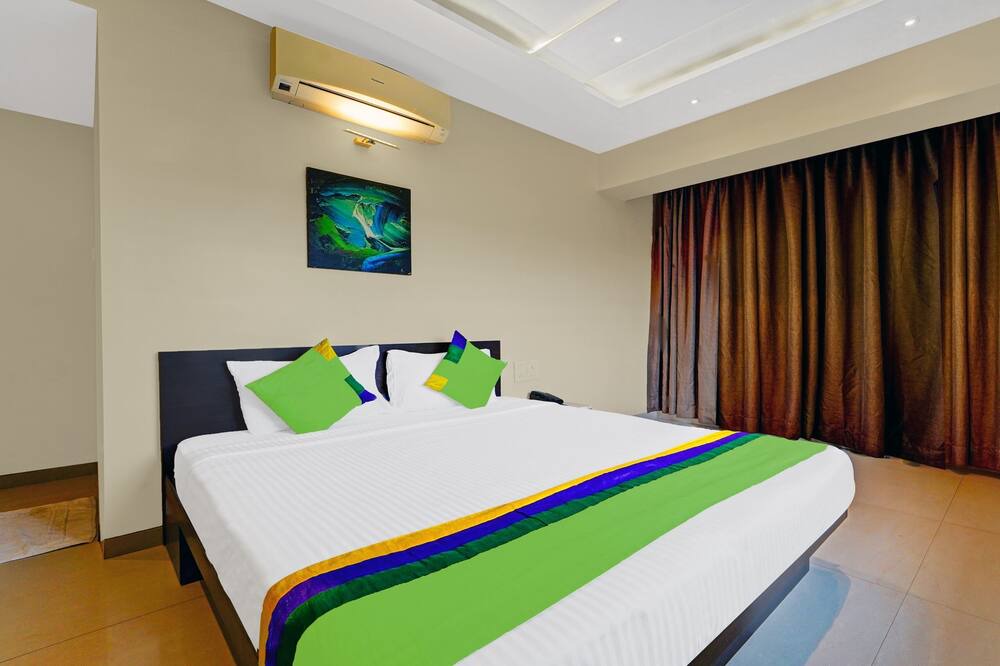Photo of Bedroom in Mahabaleshwar