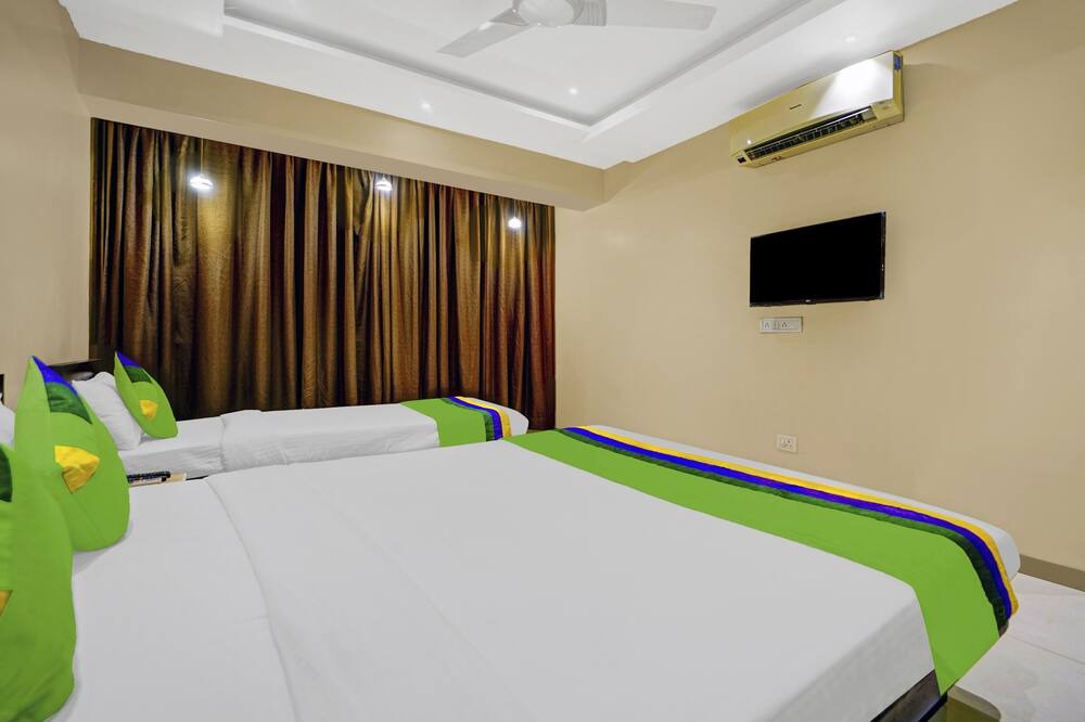 Photo of Bedroom in Mahabaleshwar