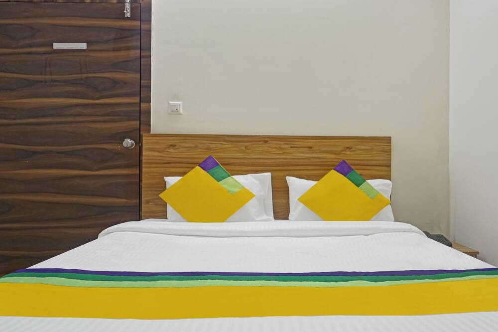 Photo of Bedroom in Kharadi