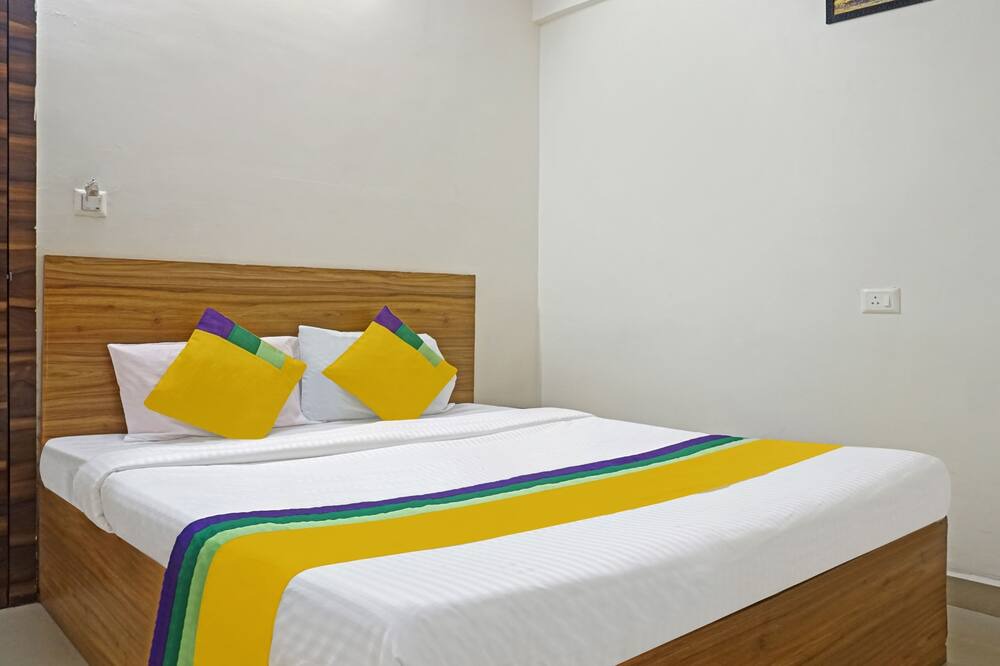 Photo of Bedroom in Kharadi