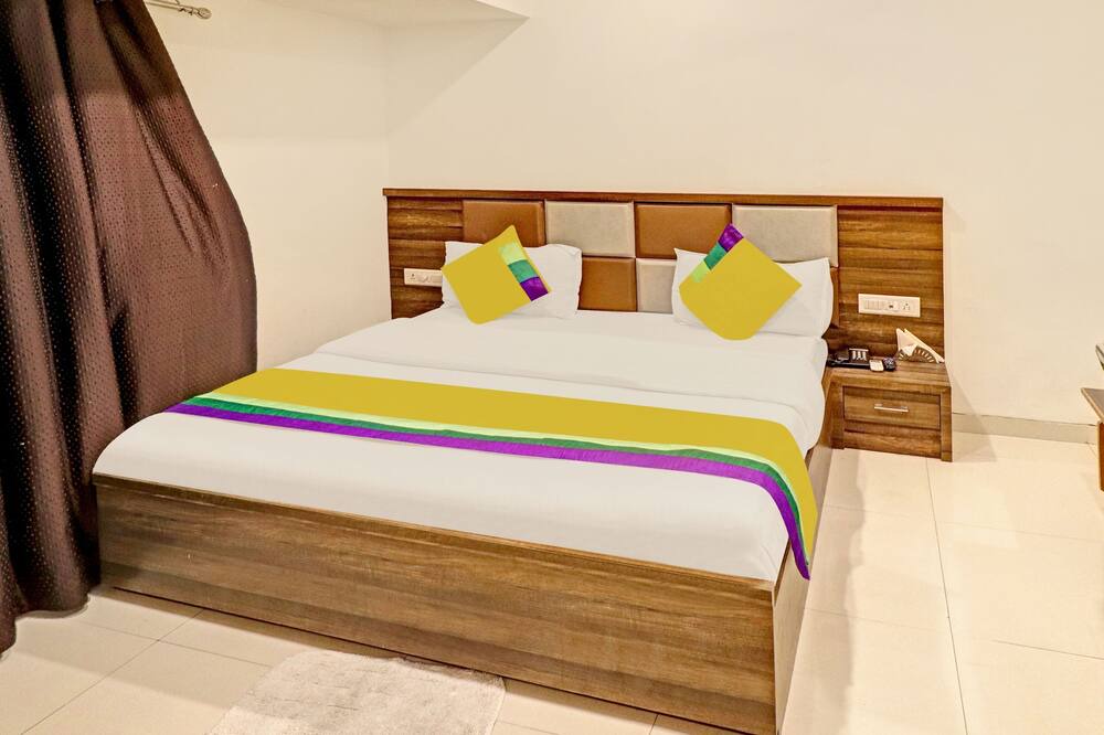 Photo of Bedroom in Ahmedabad City Centre