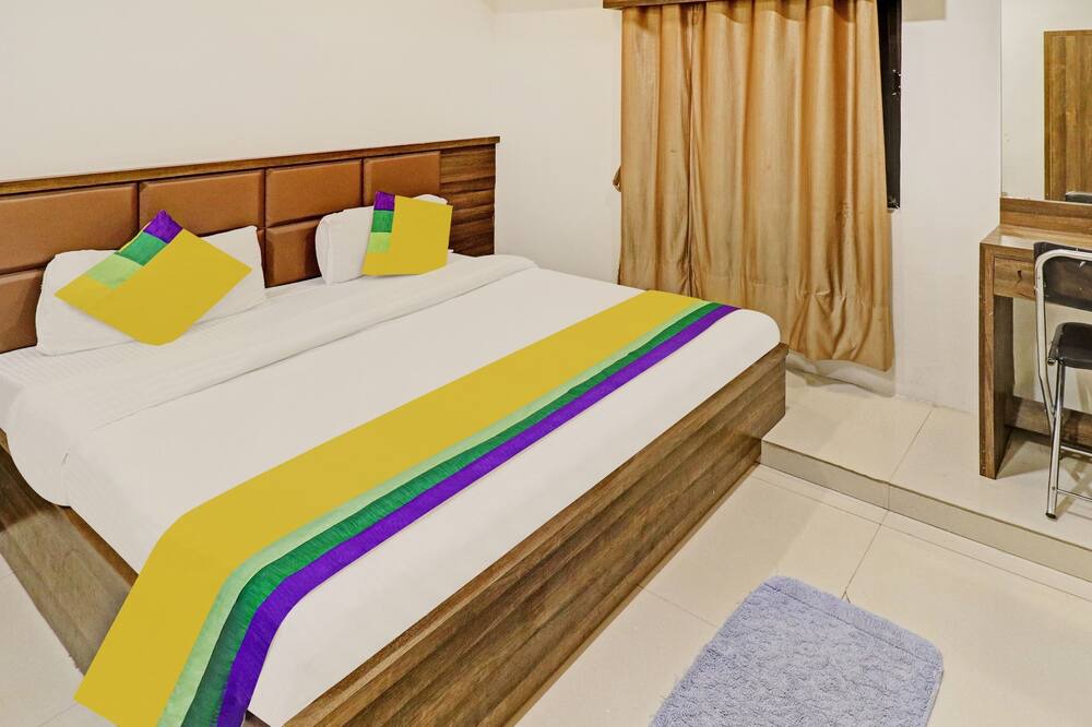 Photo of Bedroom in Ahmedabad City Centre
