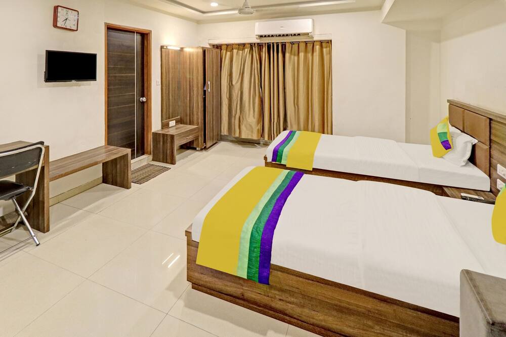 Photo of Bedroom in Ahmedabad City Centre