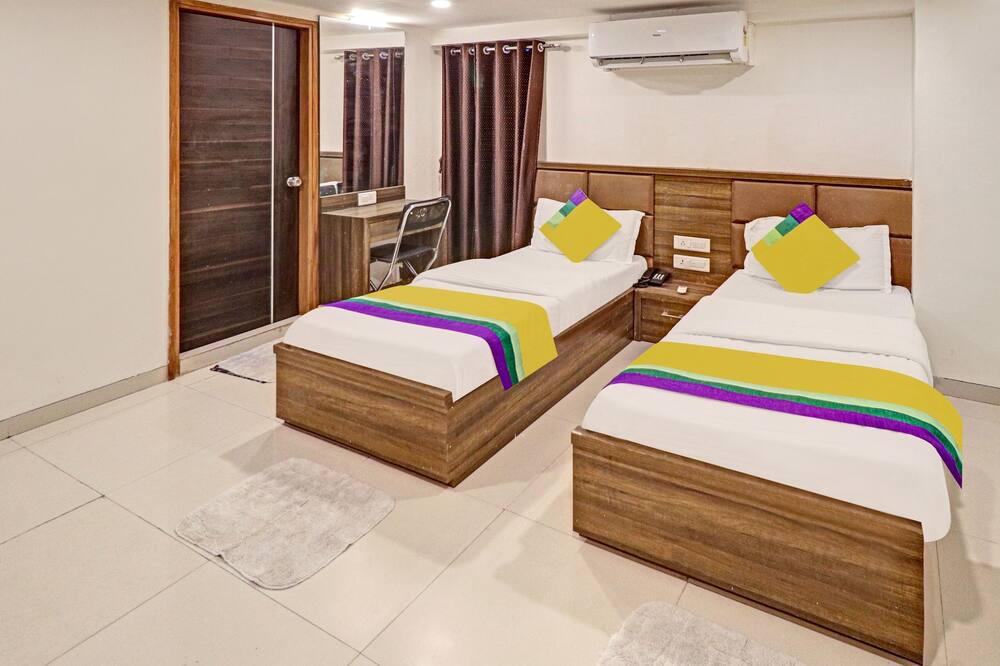 Photo of Bedroom in Ahmedabad City Centre