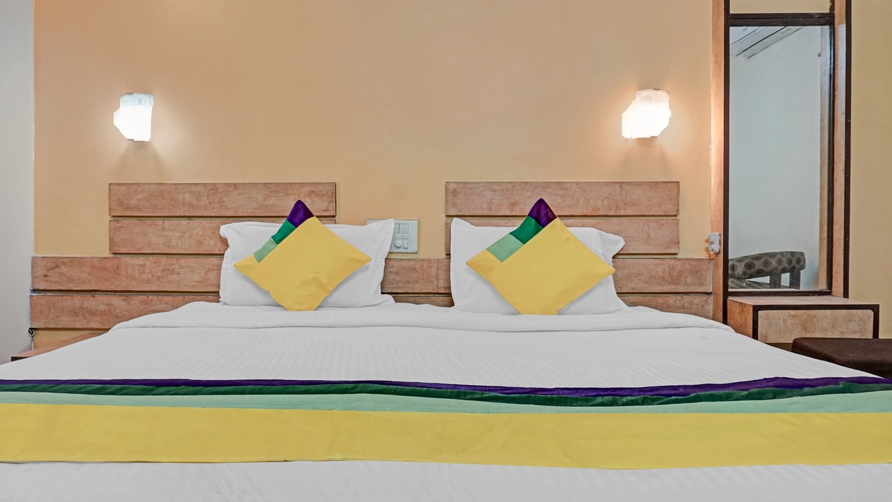 Photo of Bedroom in Kolhapur