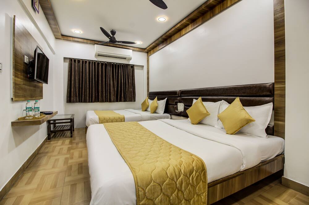 Photo of Bedroom in Malad West