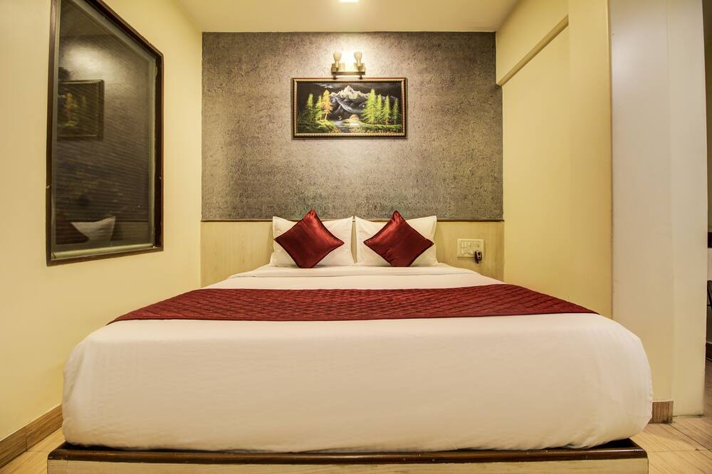 Photo of Bedroom in Malad West