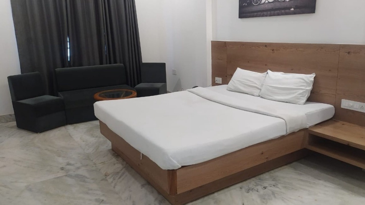 Photo of Bedroom in Bhopal