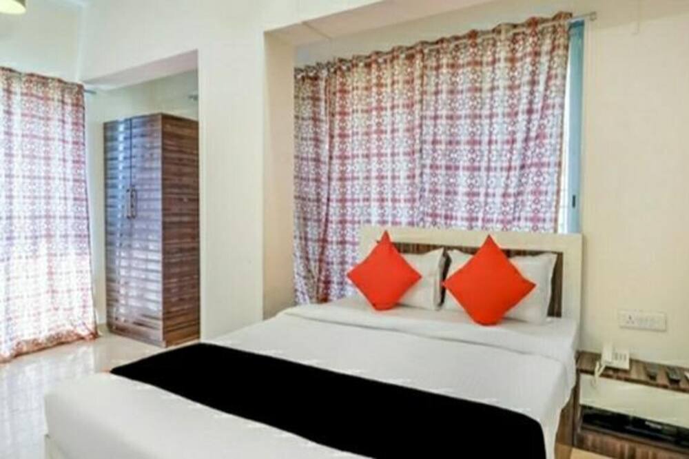 Photo of Bedroom in Bandra West