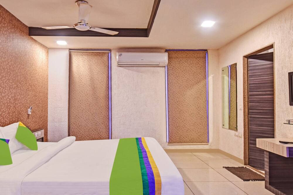 Photo of Bedroom in Ahmedabad