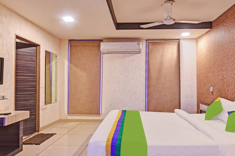 Photo of Bedroom in Ahmedabad