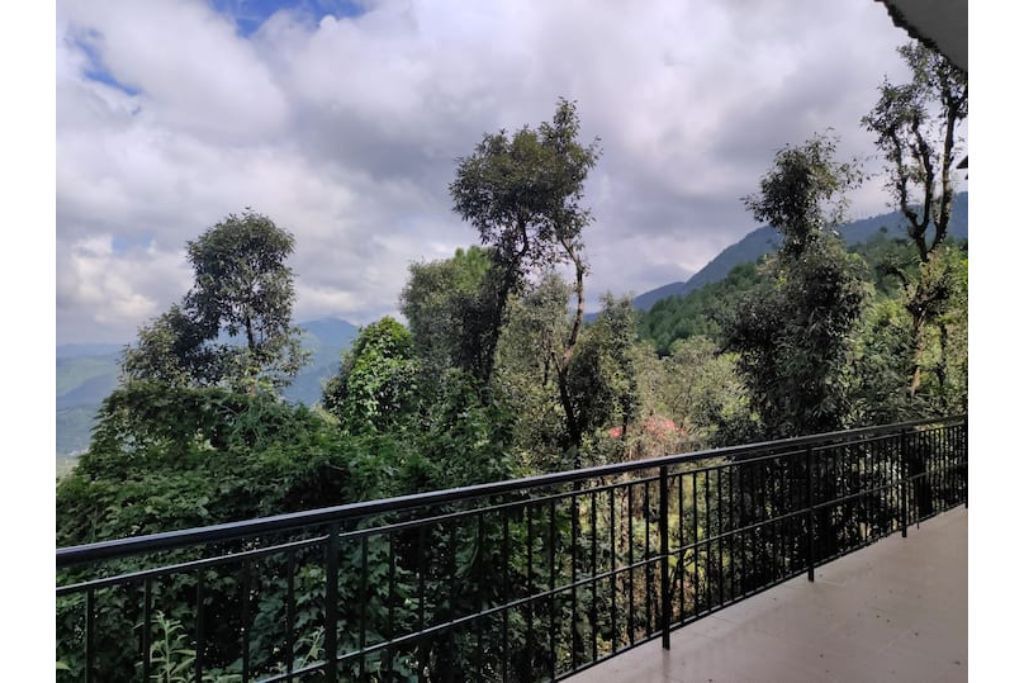 Photo of Outdoor in Shoghi