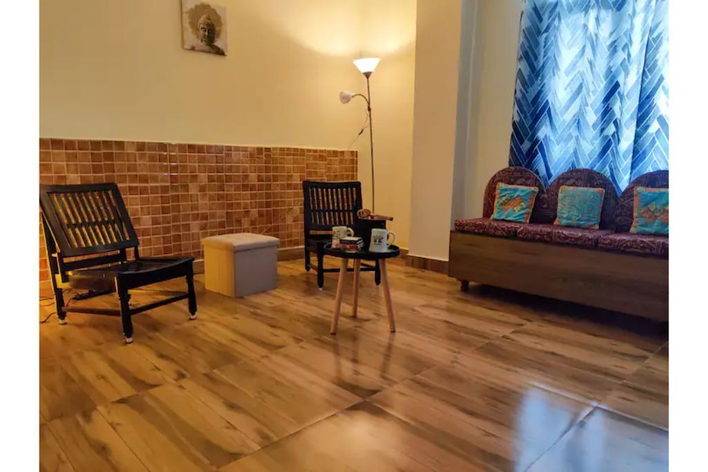 Photo of Livingroom in Shoghi