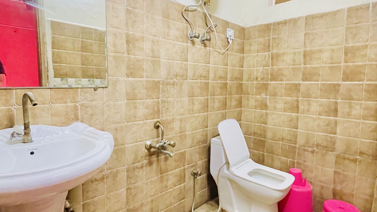 Photo of Bathroom in Mathura