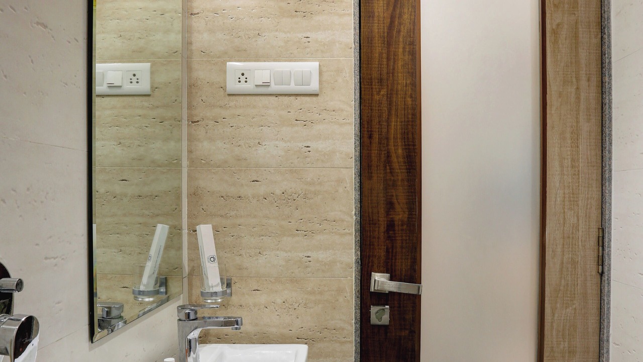 Photo of Bathroom in Cuffe Parade