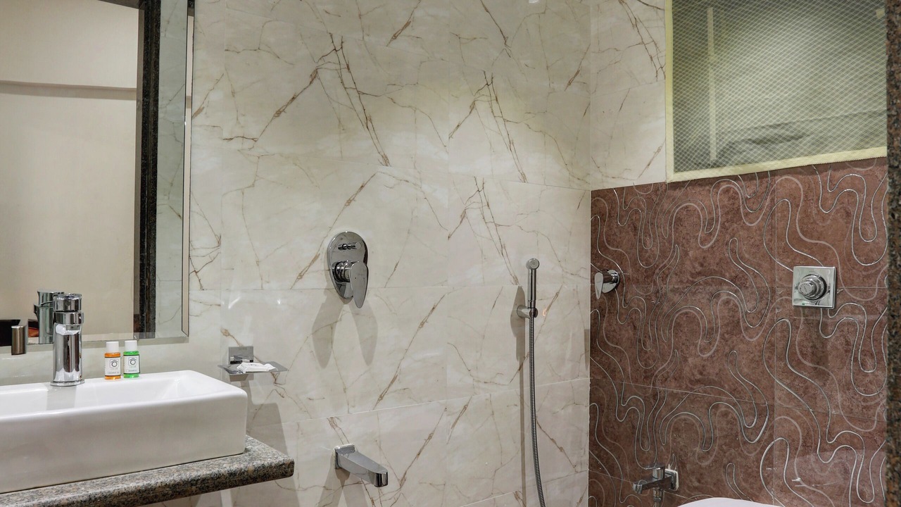 Photo of Bathroom in Cuffe Parade