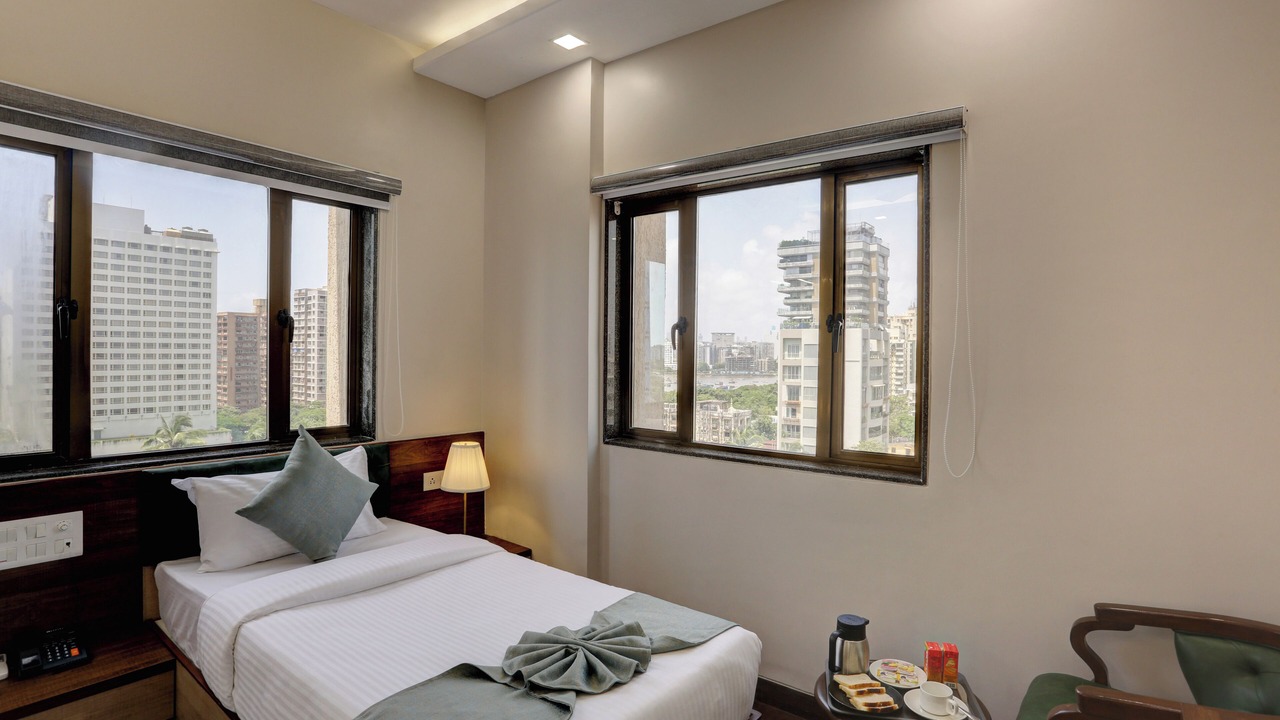Photo of Bedroom in Cuffe Parade